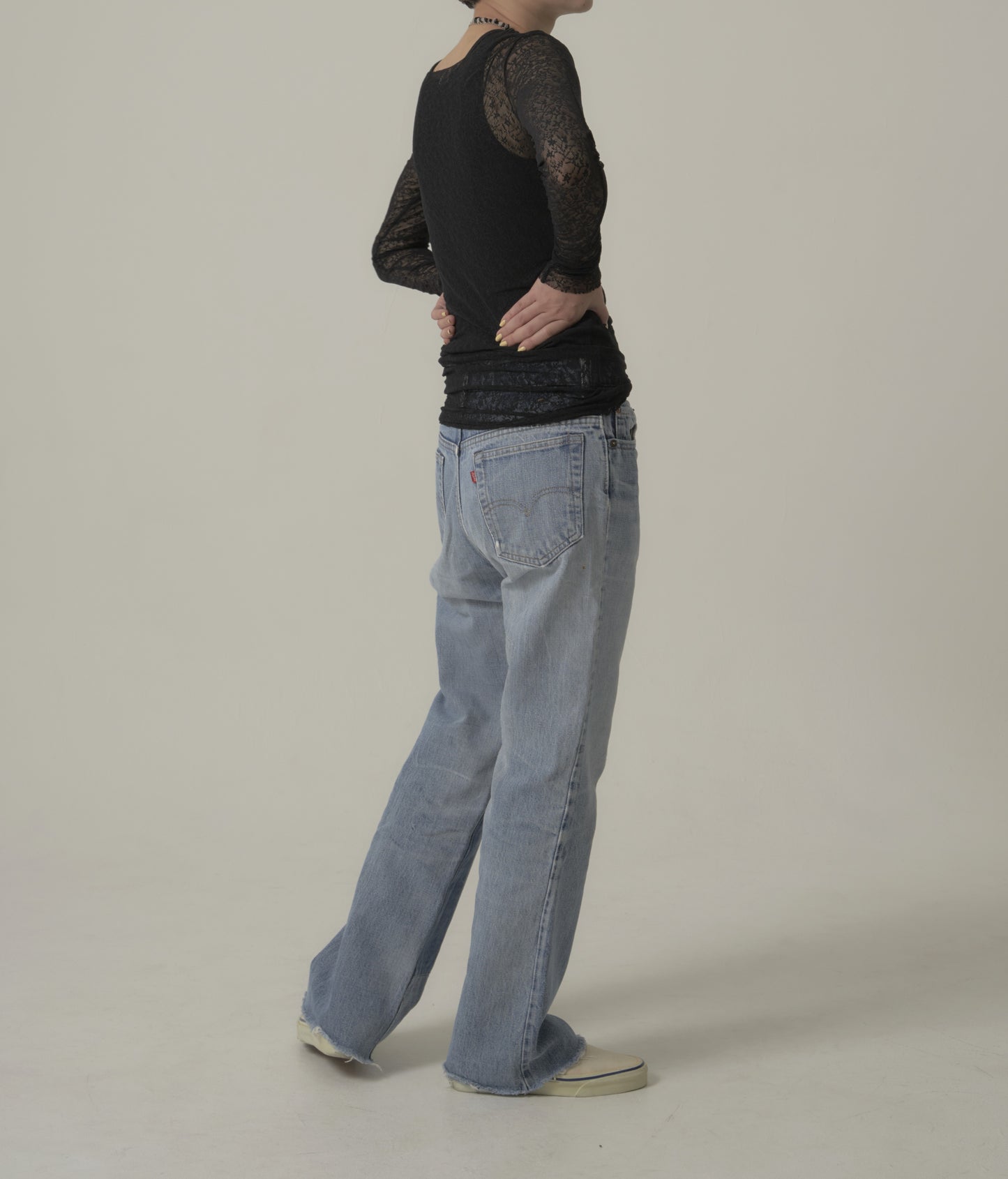 SKIN LACE TOP BLACK