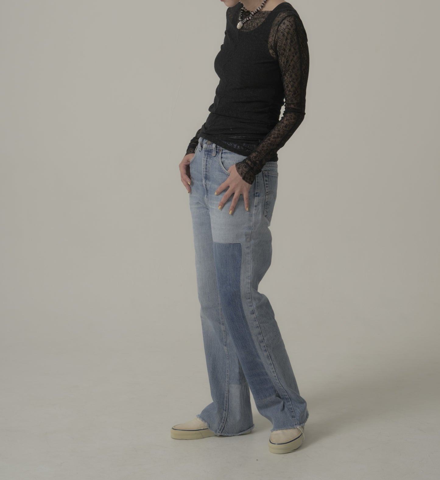 SKIN LACE TOP BLACK